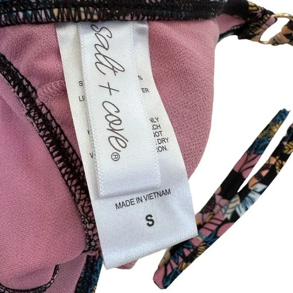 NWT Salt + Cove Juniors' in Full Bloom Strappy Bikini Top Floral Black Size S - Picture 8 of 12